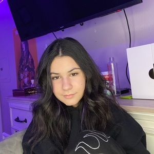 Meet your Posher, Natalia